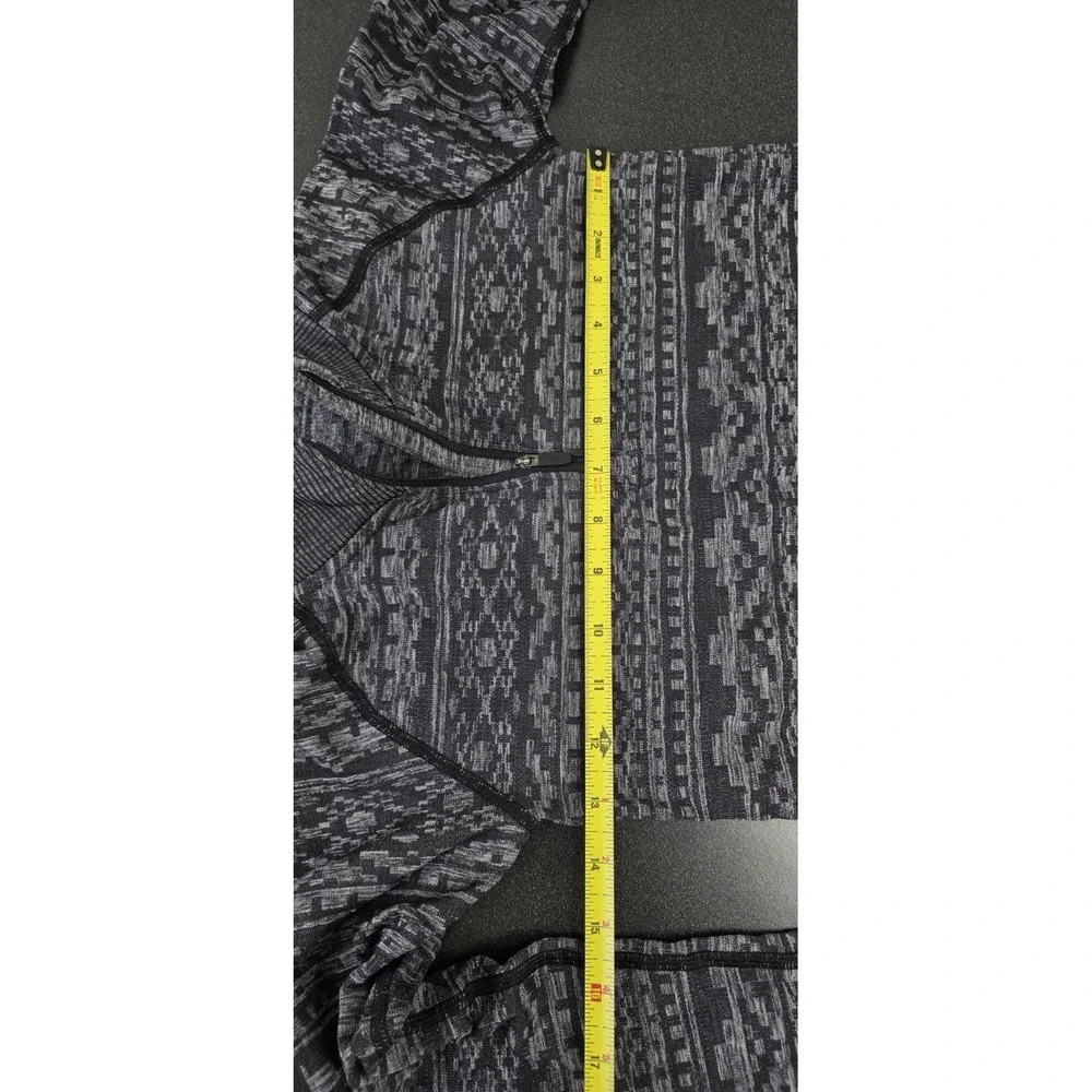 Lululemon Women 2 Rest Less 1/4 Zip Long Sleeve Grey Black Print Yoga Pilates